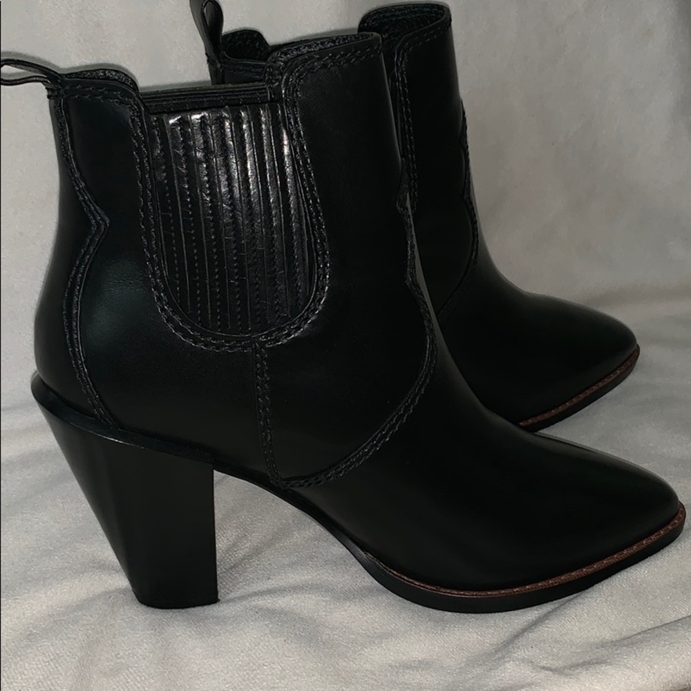 Coach boots